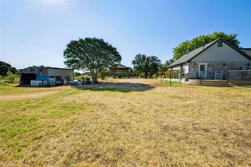 4247 E Highway 67, Rainbow TX 76077 - Photo 26