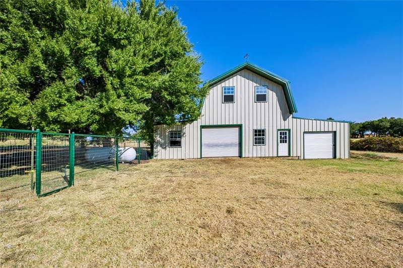 4247 E Highway 67, Rainbow TX 76077 - Photo 28