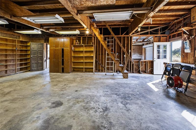 4247 E Highway 67, Rainbow TX 76077 - Photo 29