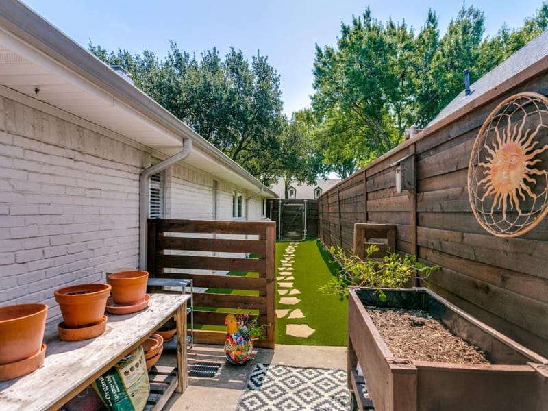 16821 Park Hill Drive, Dallas TX 75248 - Photo 35
