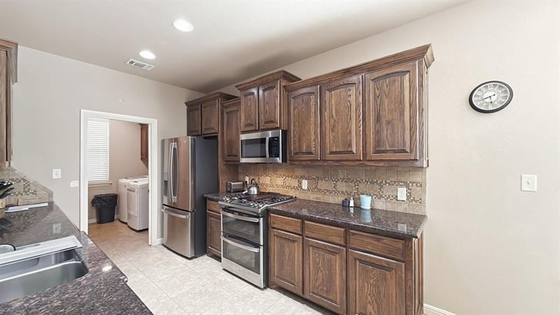 1306 Lauren Lane, Granbury TX 76048 - Photo 6