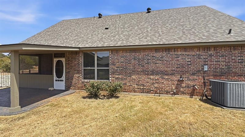 1306 Lauren Lane, Granbury TX 76048 - Photo 35