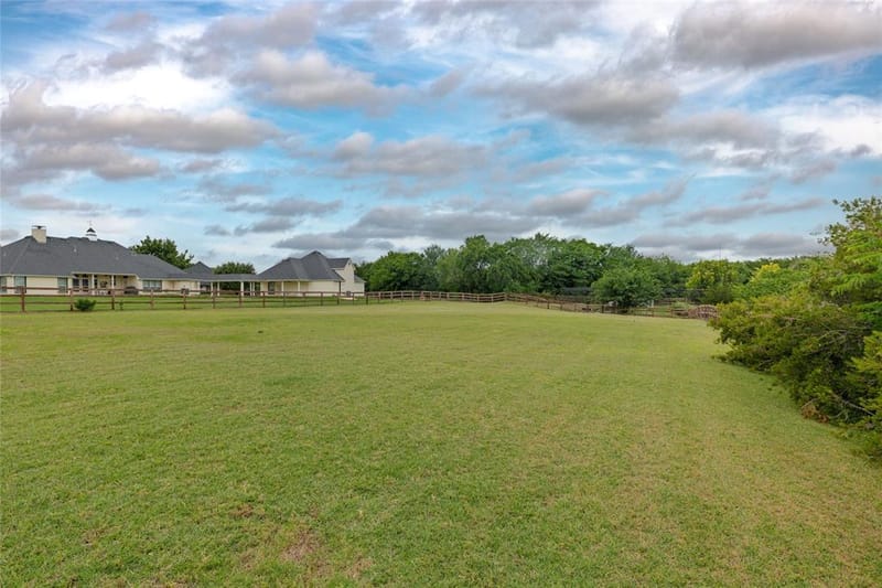 2304 Chipping Campden Road, Denton TX 76226 - Photo 33