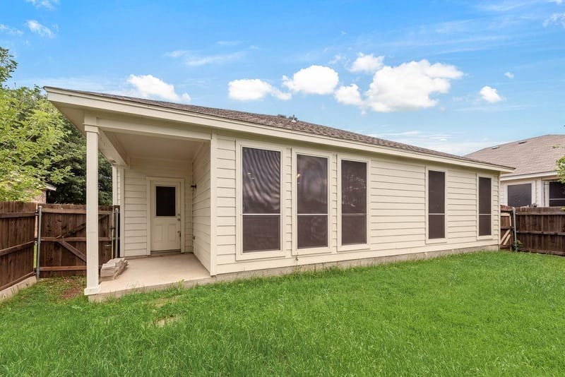 1008 Fort Apache Drive, Fort Worth TX 76052 - Photo 18