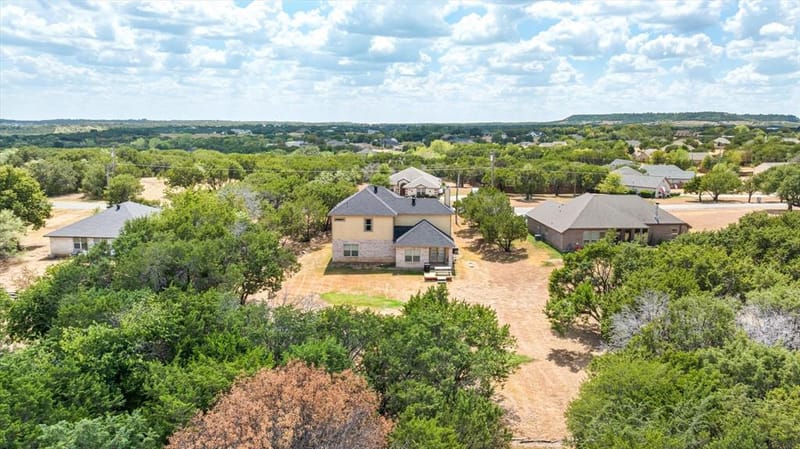 1004 W Apache Trail, Granbury TX 76048 - Photo 34