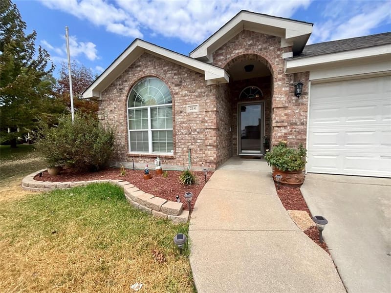 214 Southpeak Lane, Ponder TX 76259