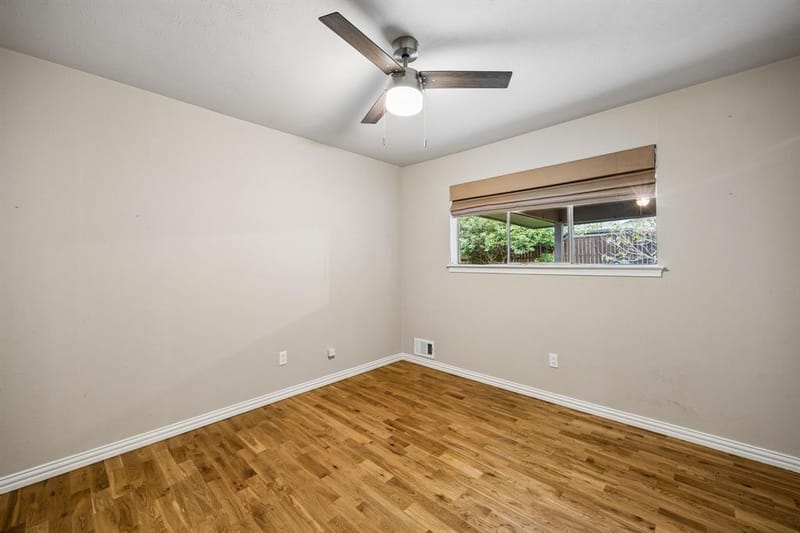 9223 Seagrove Drive, Dallas TX 75243 - Photo 27