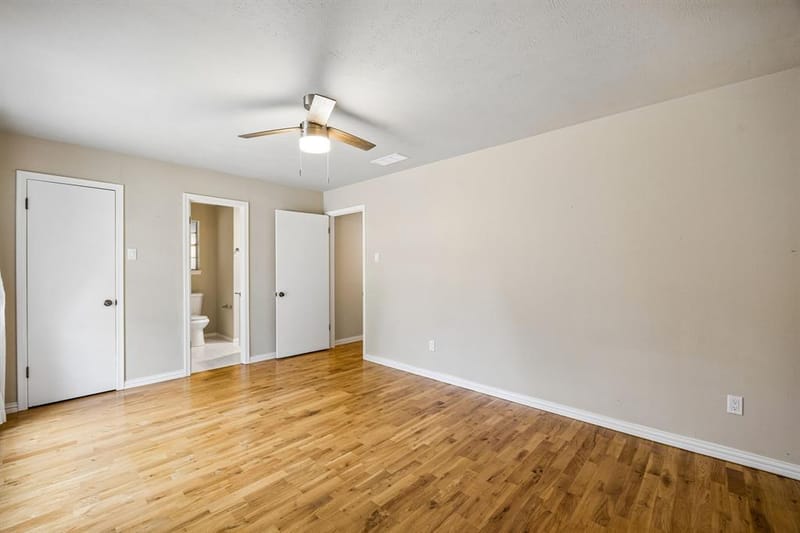 9223 Seagrove Drive, Dallas TX 75243 - Photo 24