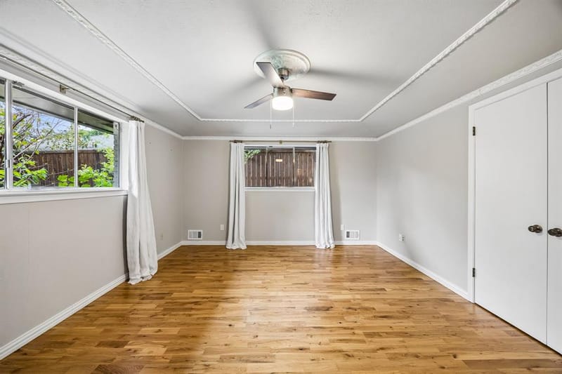 9223 Seagrove Drive, Dallas TX 75243 - Photo 19