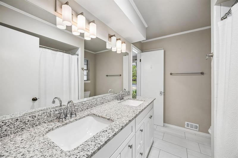 9223 Seagrove Drive, Dallas TX 75243 - Photo 29