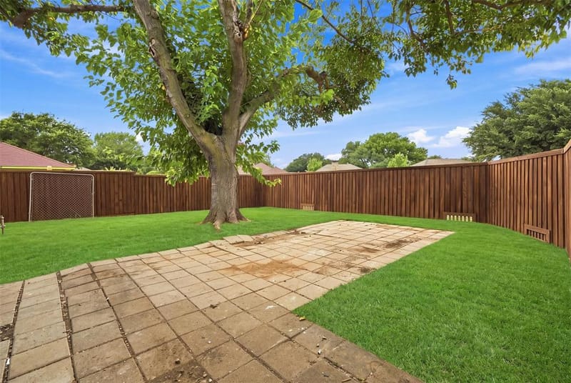 305 Bellmeade Drive, Garland TX 75040 - Photo 29