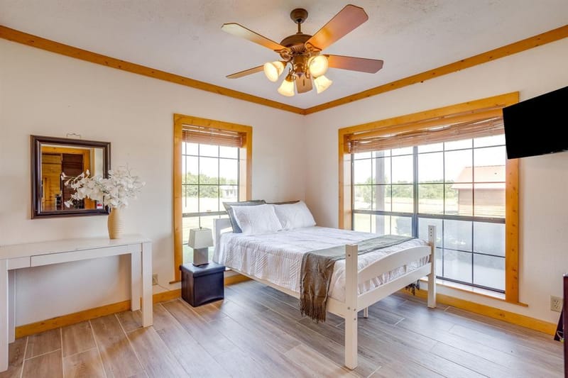 5900 County Road 1229, Godley TX 76044 - Photo 17
