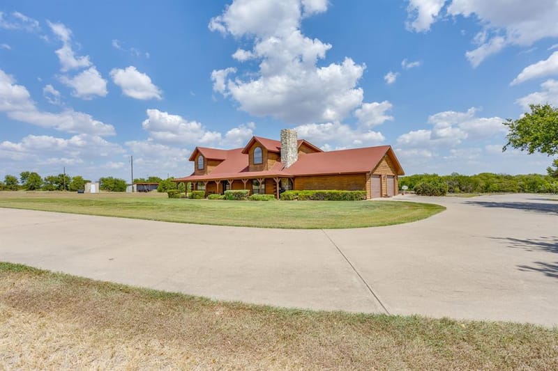 5900 County Road 1229, Godley TX 76044 - Photo 3
