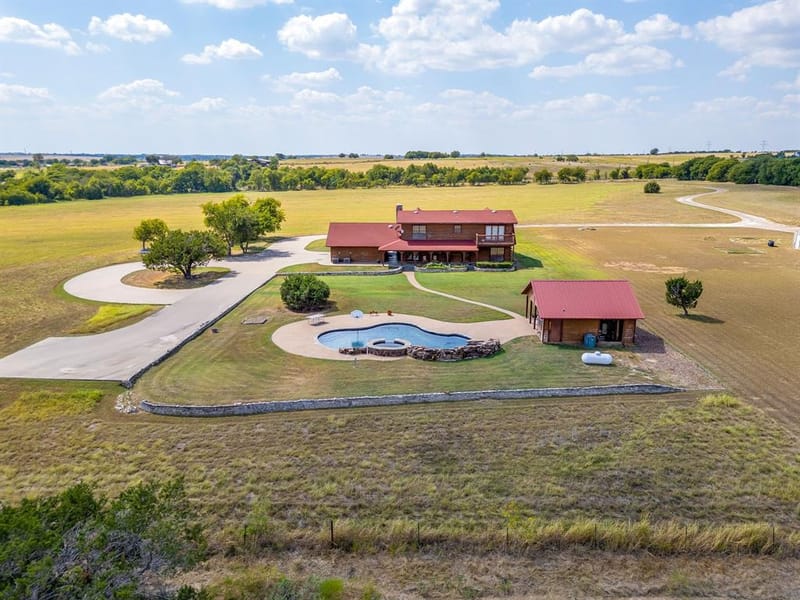 5900 County Road 1229, Godley TX 76044