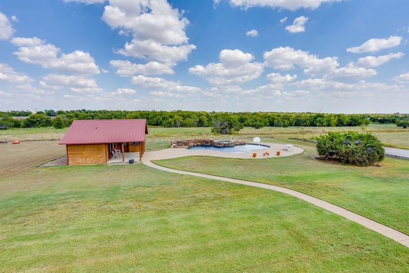 5900 County Road 1229, Godley TX 76044 - Photo 28