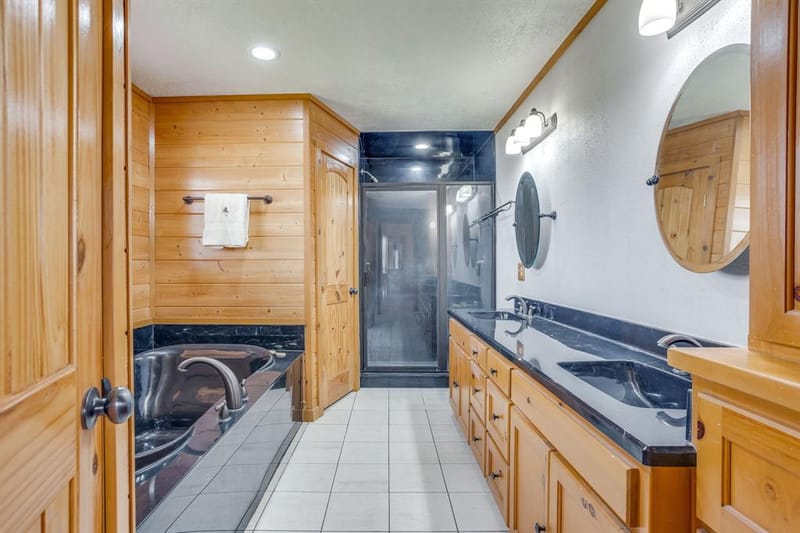 5900 County Road 1229, Godley TX 76044 - Photo 18