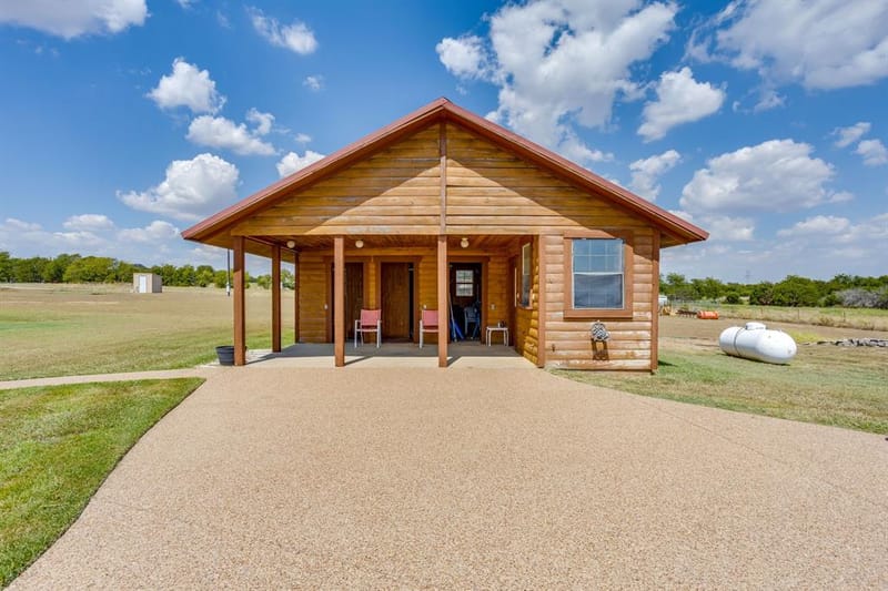 5900 County Road 1229, Godley TX 76044 - Photo 29