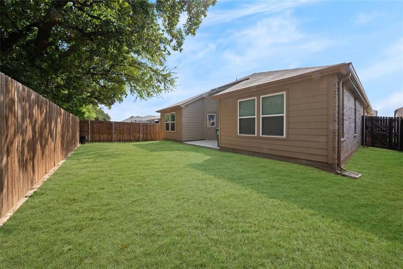 2213 Village Creek Lane, Denton TX 76208 - Photo 29