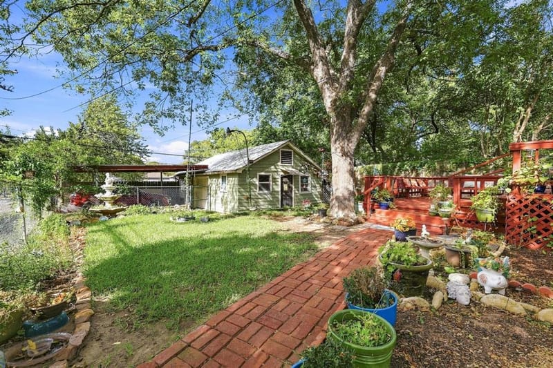 1231 W Sears Street, Denison TX 75020 - Photo 30