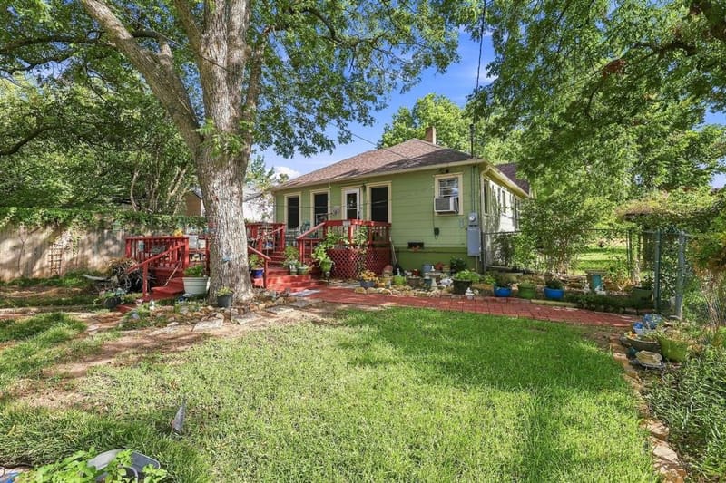 1231 W Sears Street, Denison TX 75020 - Photo 31