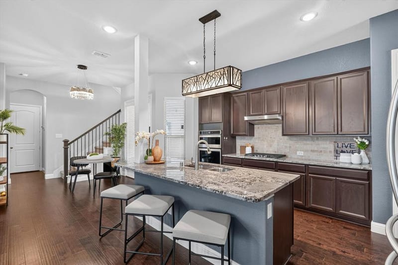 12766 Mercer Parkway, Farmers Branch TX 75234 - Photo 10