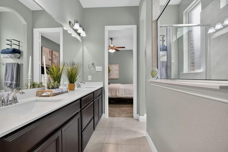12766 Mercer Parkway, Farmers Branch TX 75234 - Photo 14