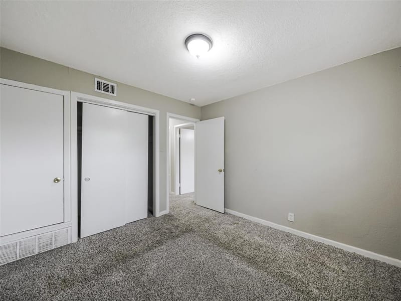 10747 SandAlwood Drive, Dallas TX 75228 - Photo 14