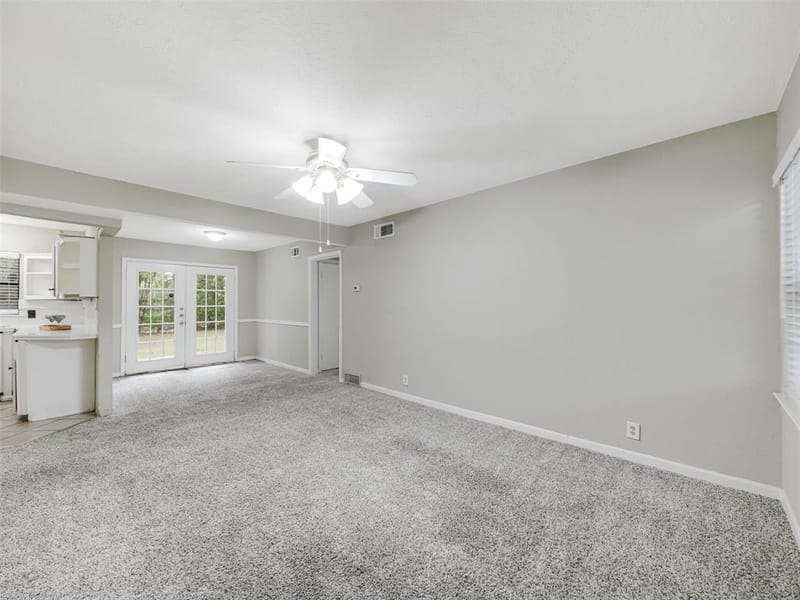 10747 SandAlwood Drive, Dallas TX 75228 - Photo 7