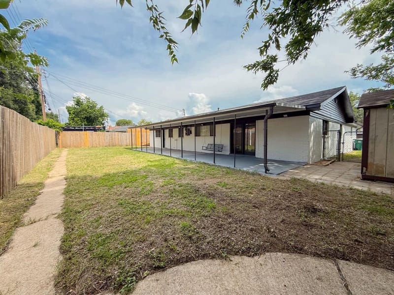 228 Hallbrook Drive, Fort Worth TX 76134 - Photo 28