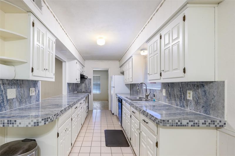 635 Sherrill Boulevard, Duncanville TX 75116 - Photo 12