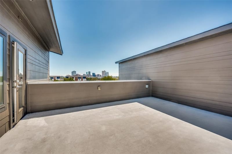 212 Foch Street, Fort Worth TX 76107 - Photo 2