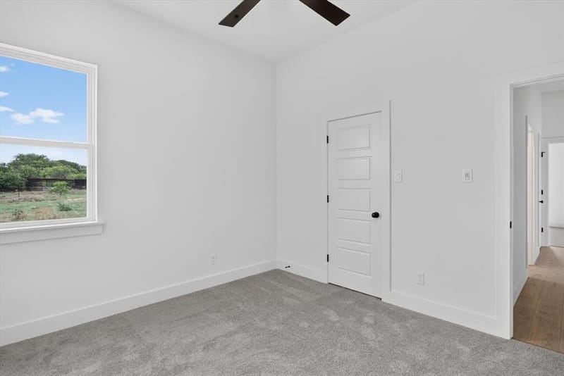 471 Red Bird Drive, Springtown TX 76082 - Photo 22