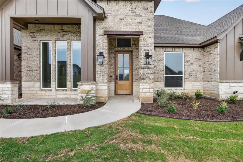 471 Red Bird Drive, Springtown TX 76082 - Photo 3