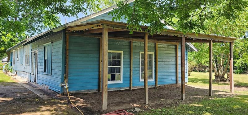 812 N Waldrip Street, Grand Saline TX 75140 - Photo 3