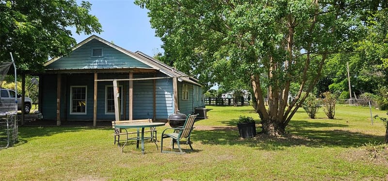 812 N Waldrip Street, Grand Saline TX 75140 - Photo 4