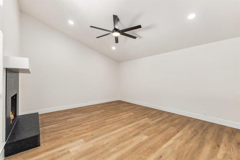 1912 Longmeadow Drive, Arlington TX 76015 - Photo 7