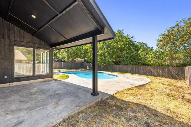 1912 Longmeadow Drive, Arlington TX 76015 - Photo 35