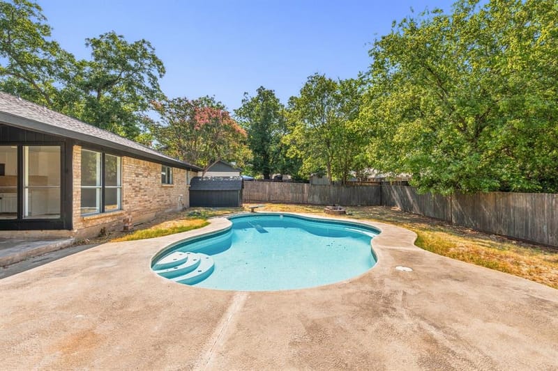 1912 Longmeadow Drive, Arlington TX 76015 - Photo 39