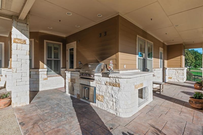 560 Clubhouse Drive, Corsicana TX 75109 - Photo 34