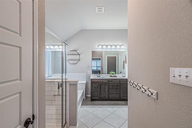 2504 Doe Run, Weatherford TX 76087 - Photo 21