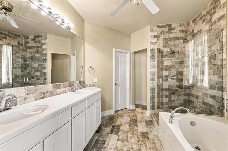 1204 Crestview Drive, Bedford TX 76021 - Photo 20