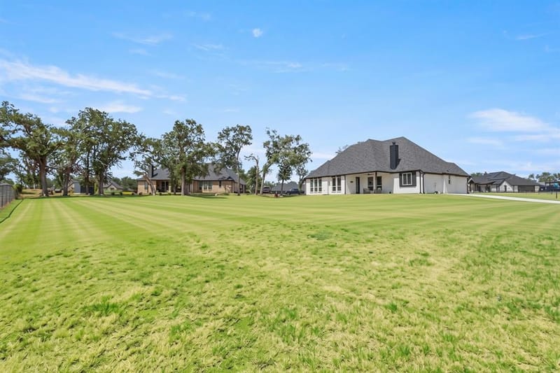 149 Clayton Crossing, Springtown TX 76082 - Photo 32