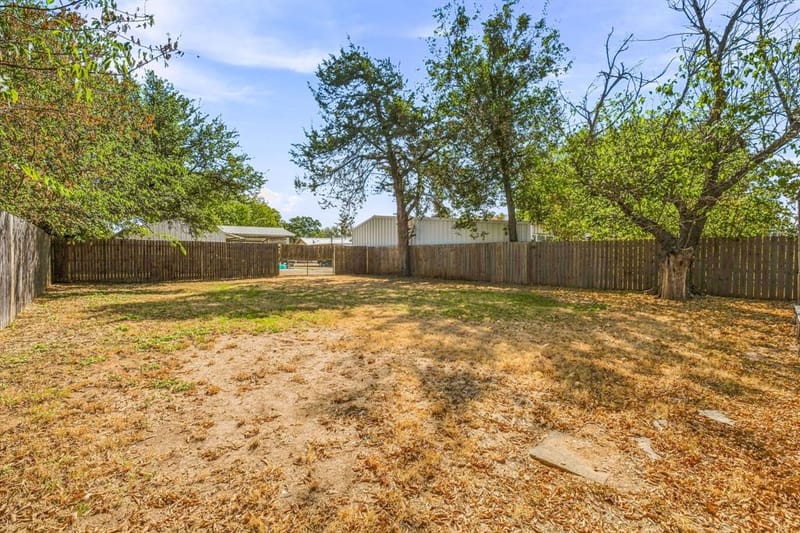1397 N Estes Street, Stephenville TX 76401 - Photo 20