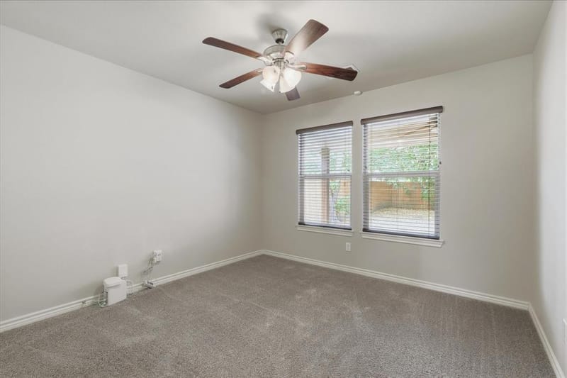 603 Oaklawn Drive, River Oaks TX 76114 - Photo 27