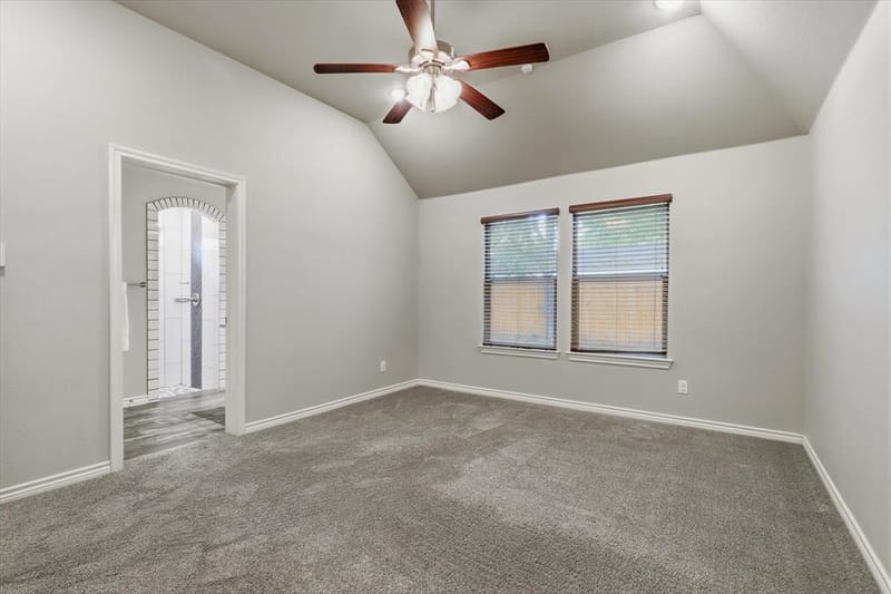 603 Oaklawn Drive, River Oaks TX 76114 - Photo 17