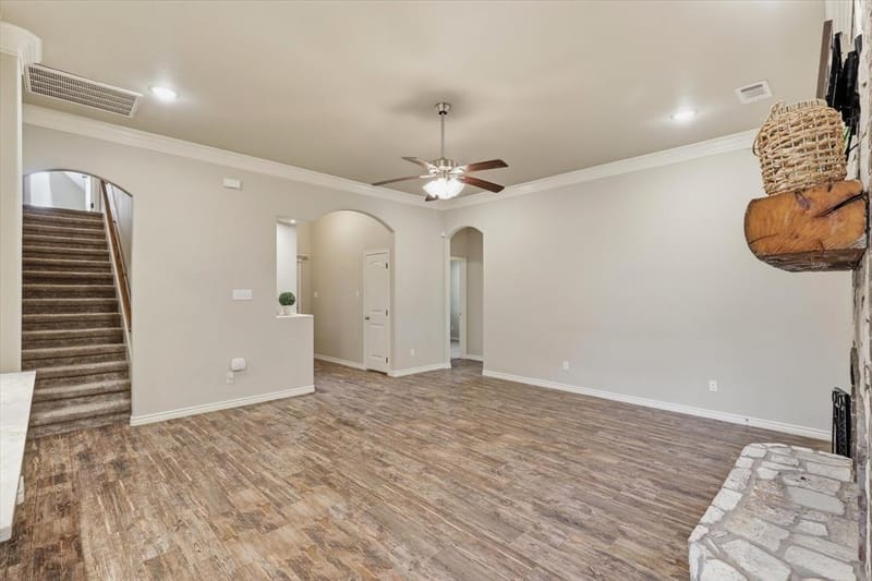 603 Oaklawn Drive, River Oaks TX 76114 - Photo 7