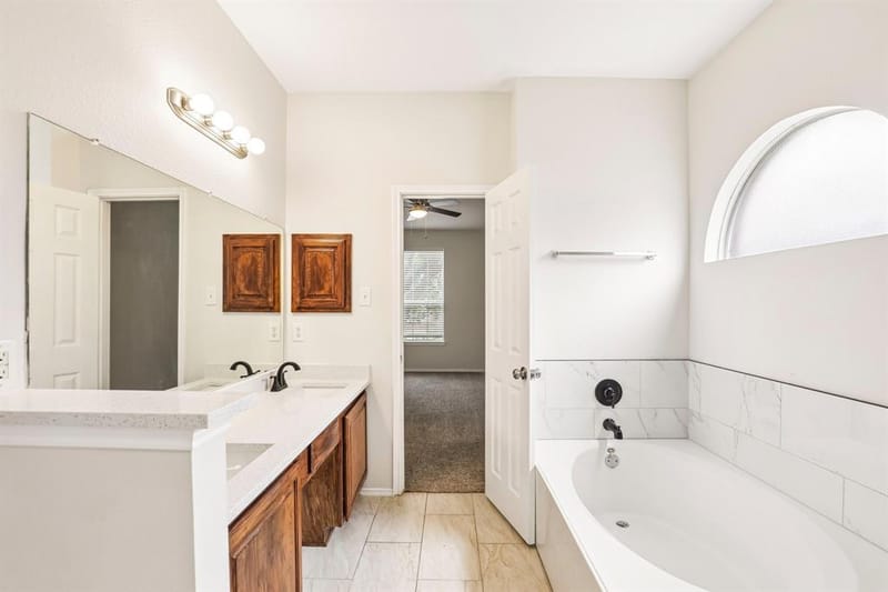 4506 Stirling Drive, Garland TX 75043 - Photo 17