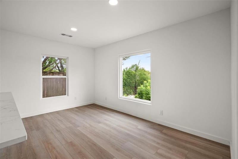 3134 W Jefferson Boulevard, Dallas TX 75211 - Photo 13