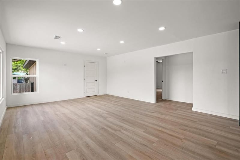 3134 W Jefferson Boulevard, Dallas TX 75211 - Photo 7