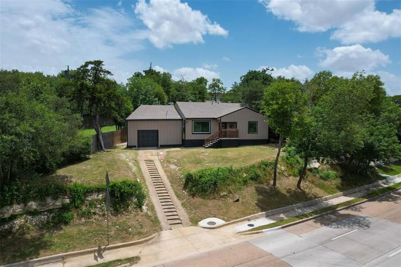 3134 W Jefferson Boulevard, Dallas TX 75211